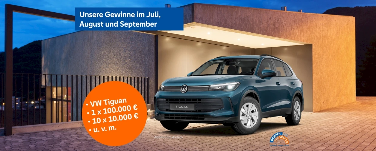 Bild eines VW Tiguan vor einem Haus. Der VW ist der Sondergewinn in den Monaten Juli, August, September.